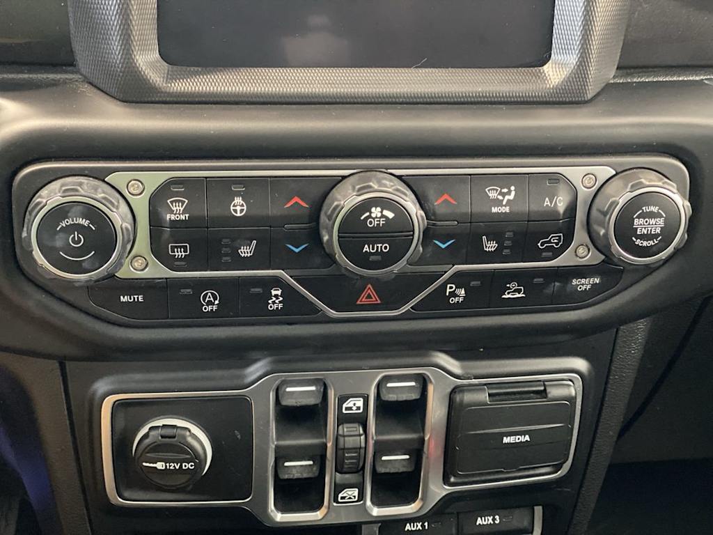 2021 Jeep Wrangler Unlimited Sahara 25