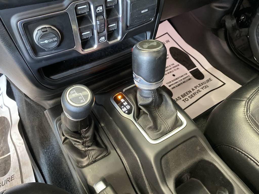 Thumbnail: 2020 Jeep Wrangler - 14