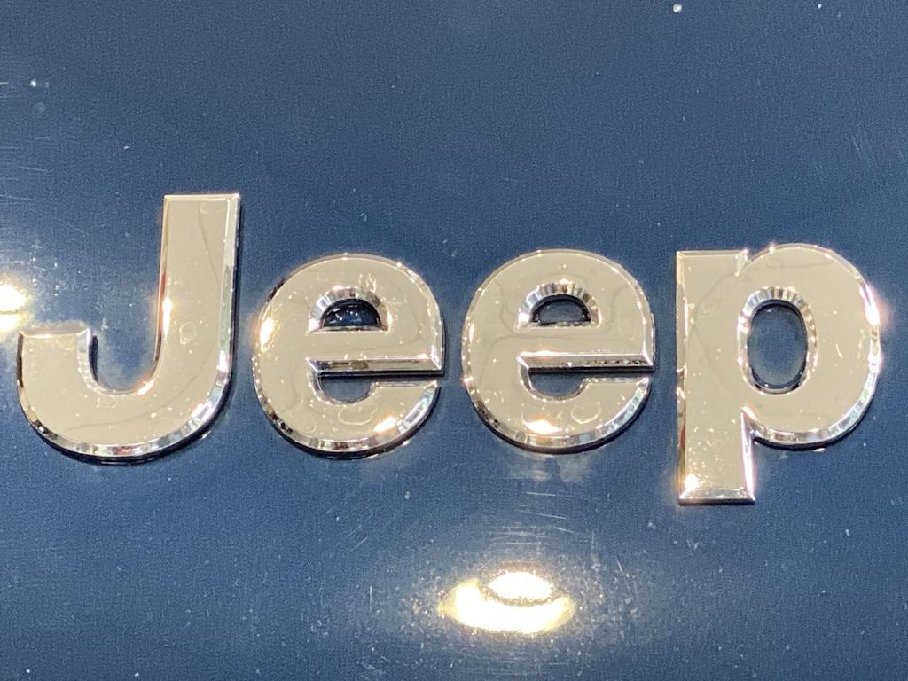 Thumbnail: 2018 Jeep Cherokee - 12