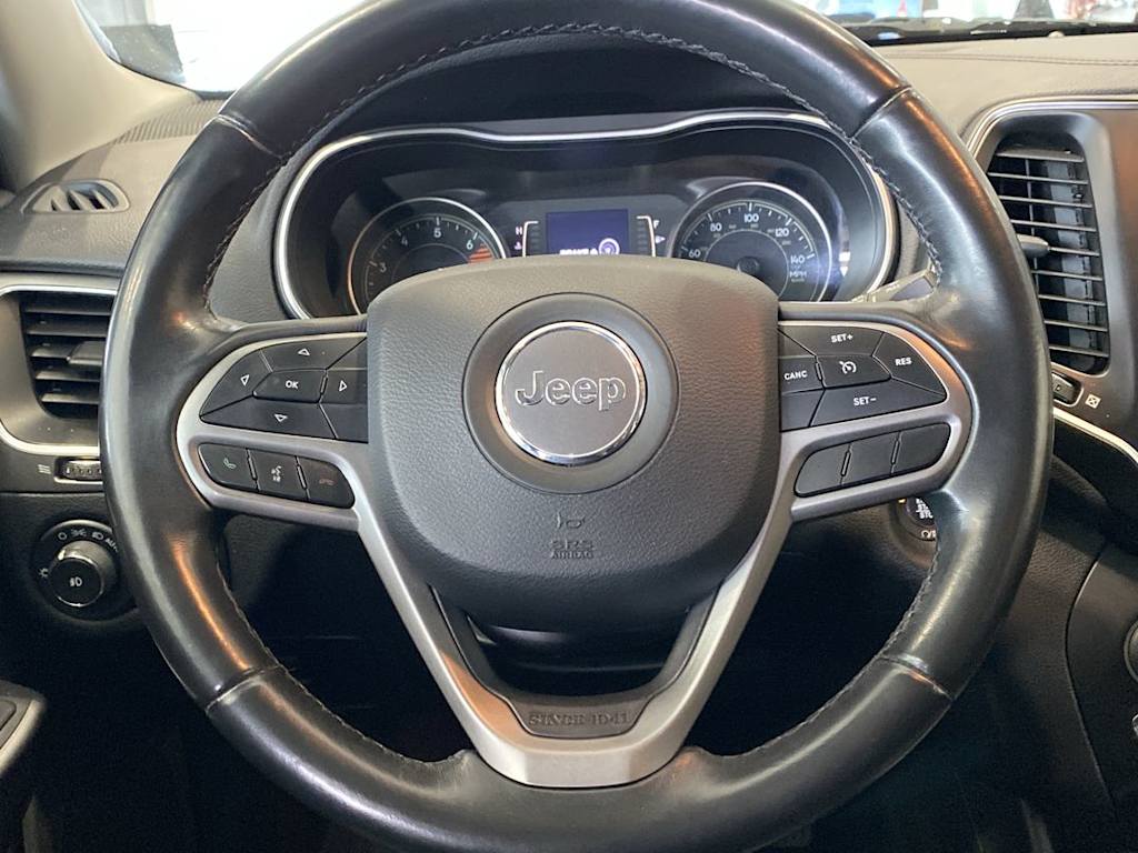 Thumbnail: 2019 Jeep Cherokee - 2