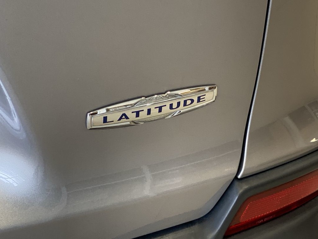 Thumbnail: 2019 Jeep Cherokee - 22