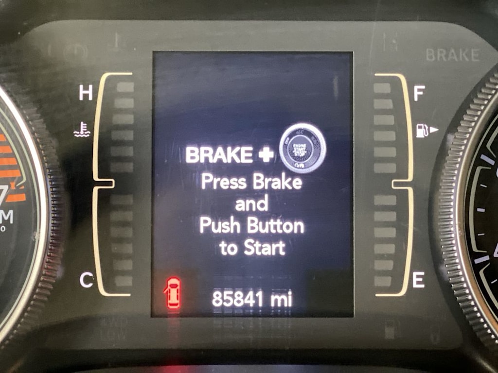 Thumbnail: 2019 Jeep Cherokee - 13