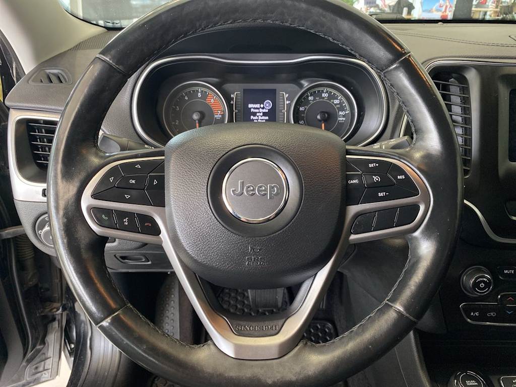 Thumbnail: 2019 Jeep Cherokee - 2