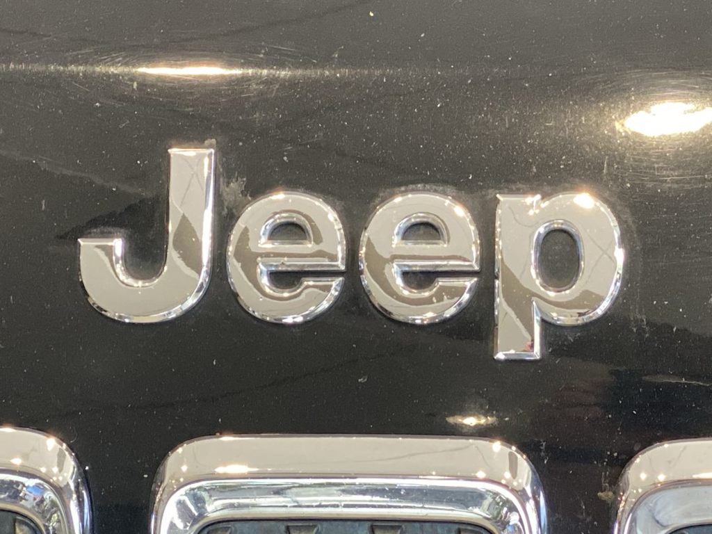 Thumbnail: 2019 Jeep Cherokee - 6