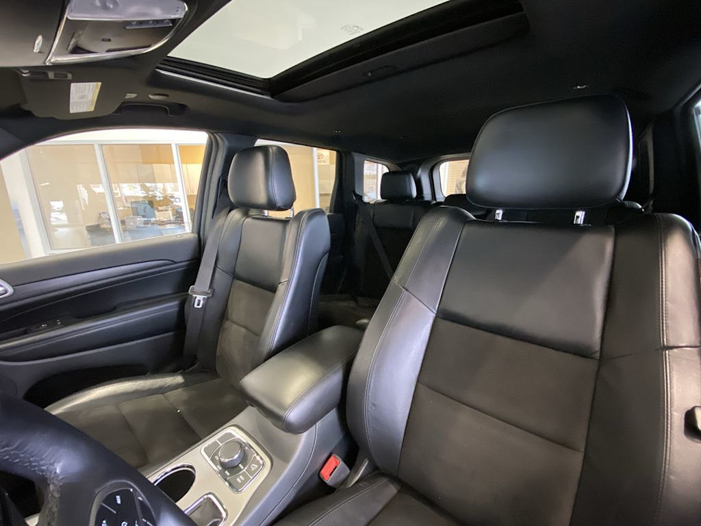 Thumbnail: 2020 Jeep Grand Cherokee - 10