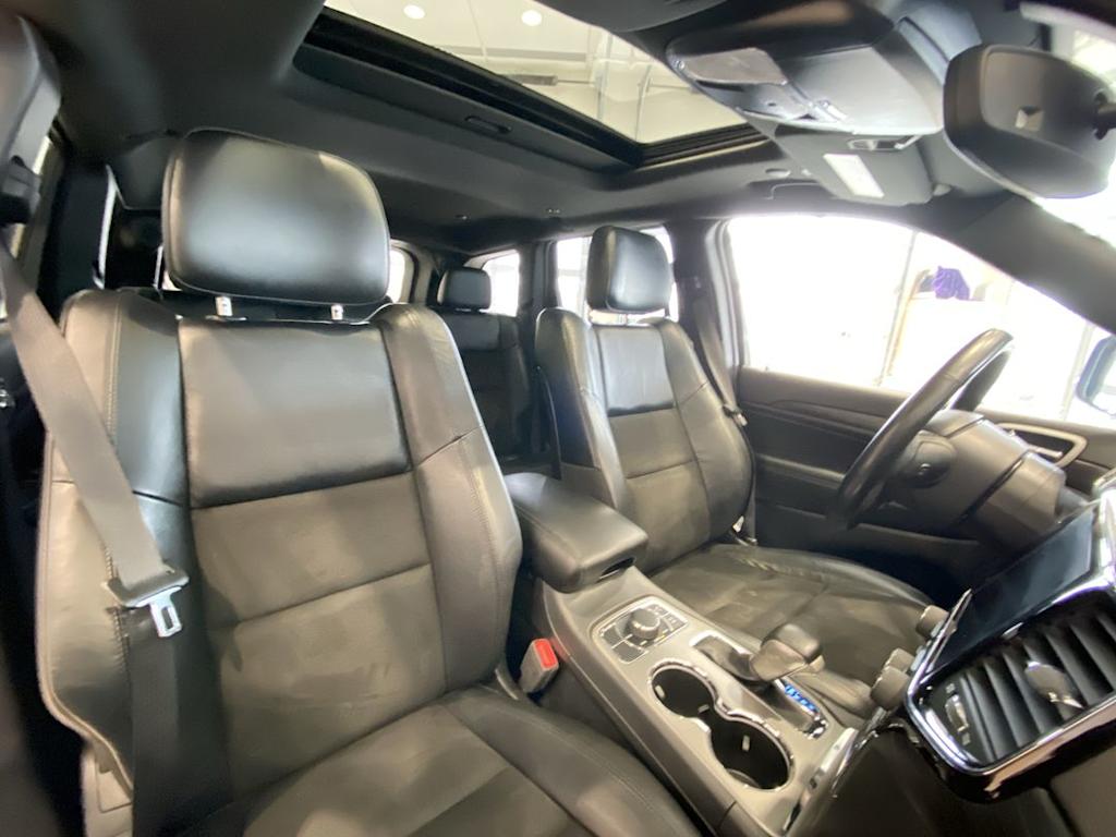 Thumbnail: 2020 Jeep Grand Cherokee - 11