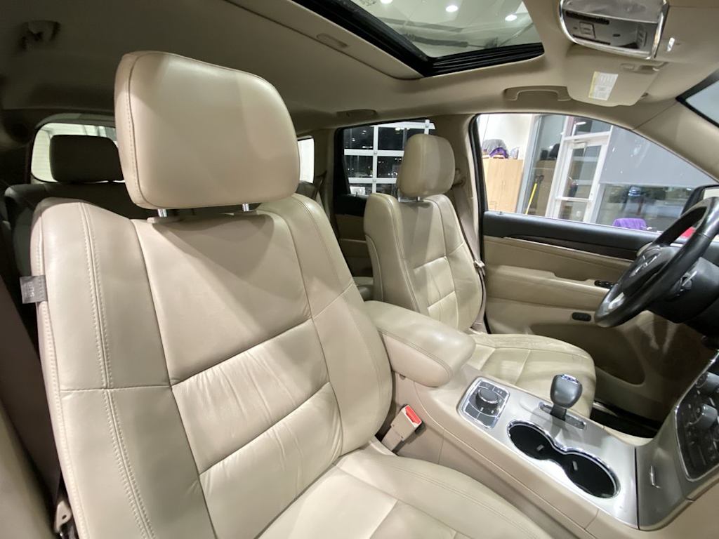 Thumbnail: 2014 Jeep Grand Cherokee - 9