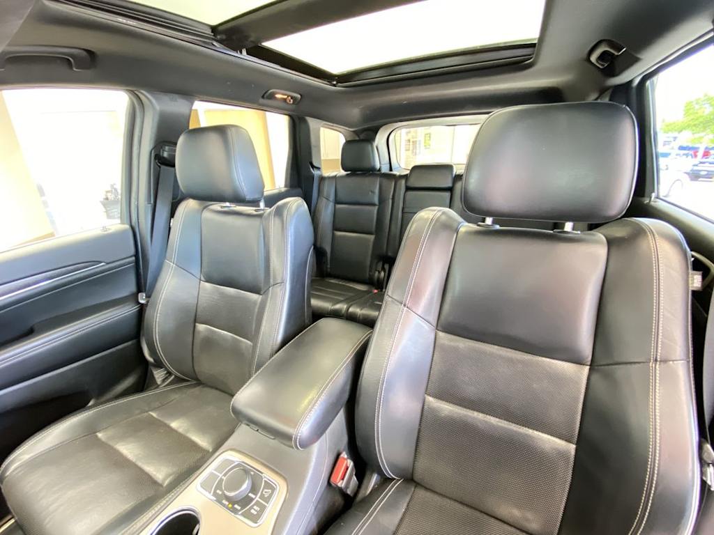 Thumbnail: 2015 Jeep Grand Cherokee - 9