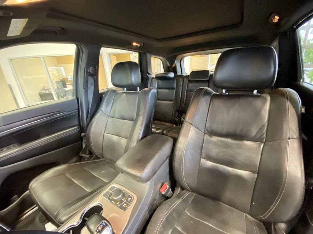 Thumbnail: 2015 Jeep Grand Cherokee - 8