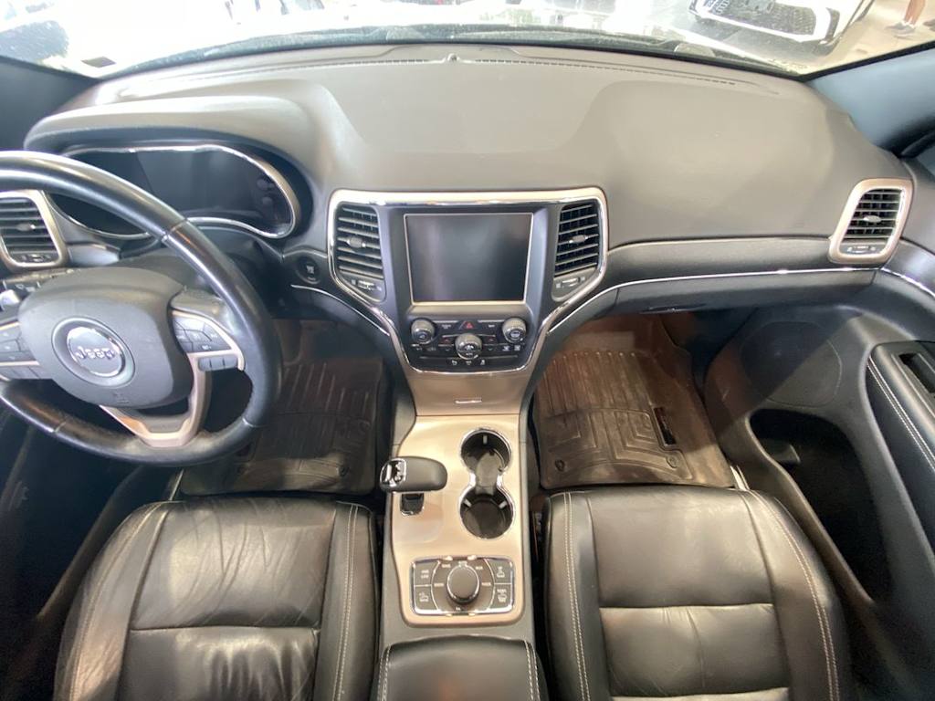 Thumbnail: 2015 Jeep Grand Cherokee - 9