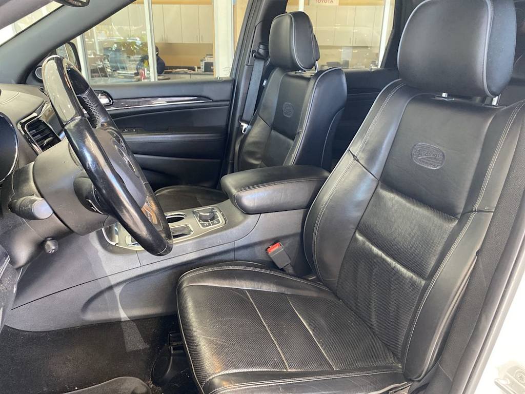 Thumbnail: 2020 Jeep Grand Cherokee - 10