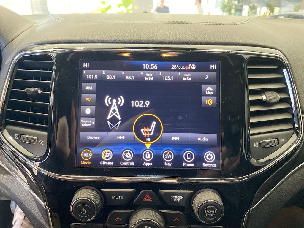 Thumbnail: 2020 Jeep Grand Cherokee - 23