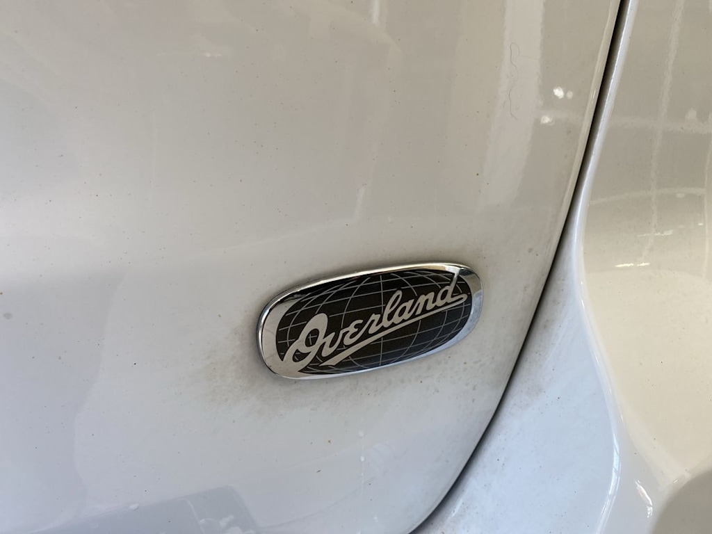 Thumbnail: 2020 Jeep Grand Cherokee - 20