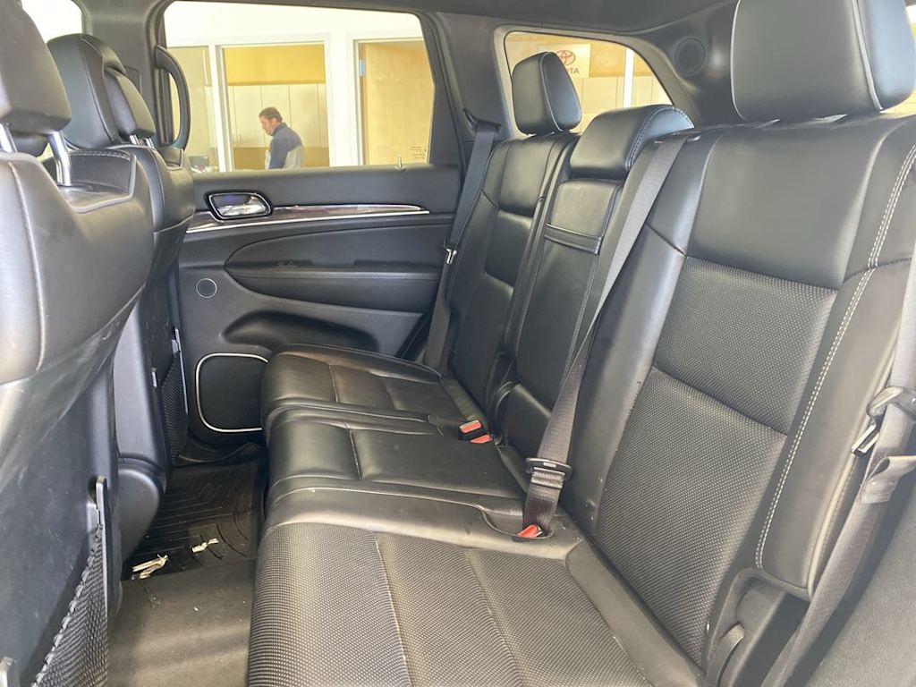 Thumbnail: 2020 Jeep Grand Cherokee - 12