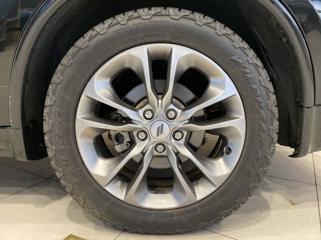 Thumbnail: 2019 Dodge Durango - 8