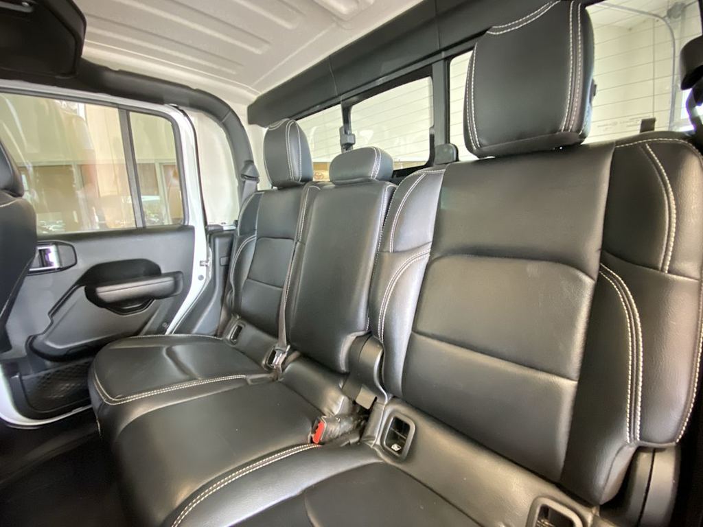 Thumbnail: 2020 Jeep Gladiator - 11