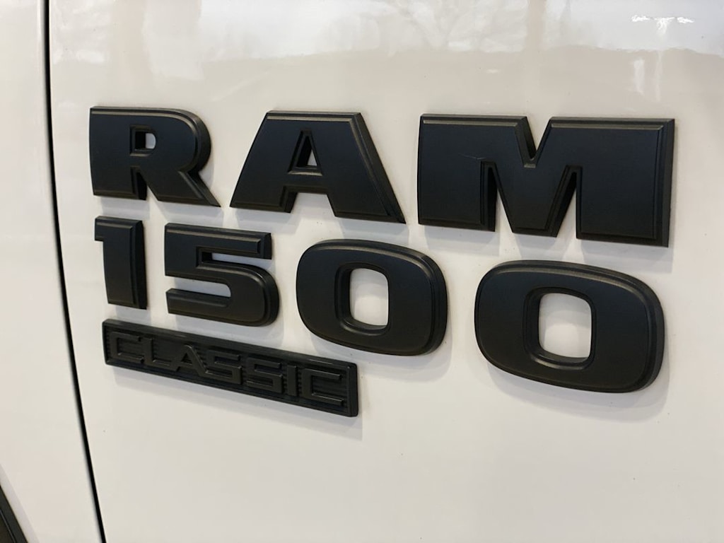 2021 RAM 1500 Classic SLT 20