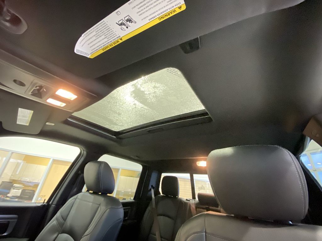 2021 RAM 1500 Classic SLT 27