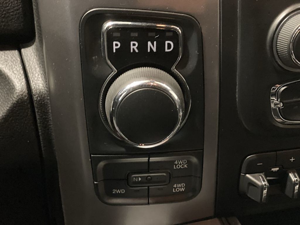 2021 RAM 1500 Classic SLT 26