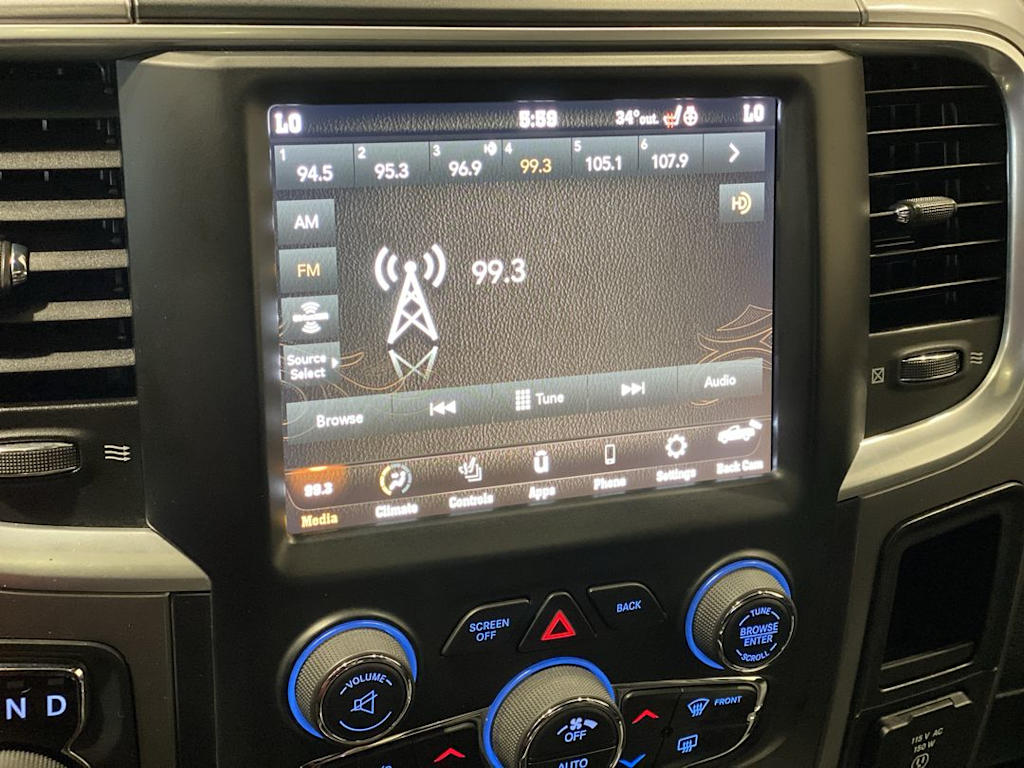 2021 RAM 1500 Classic SLT 13