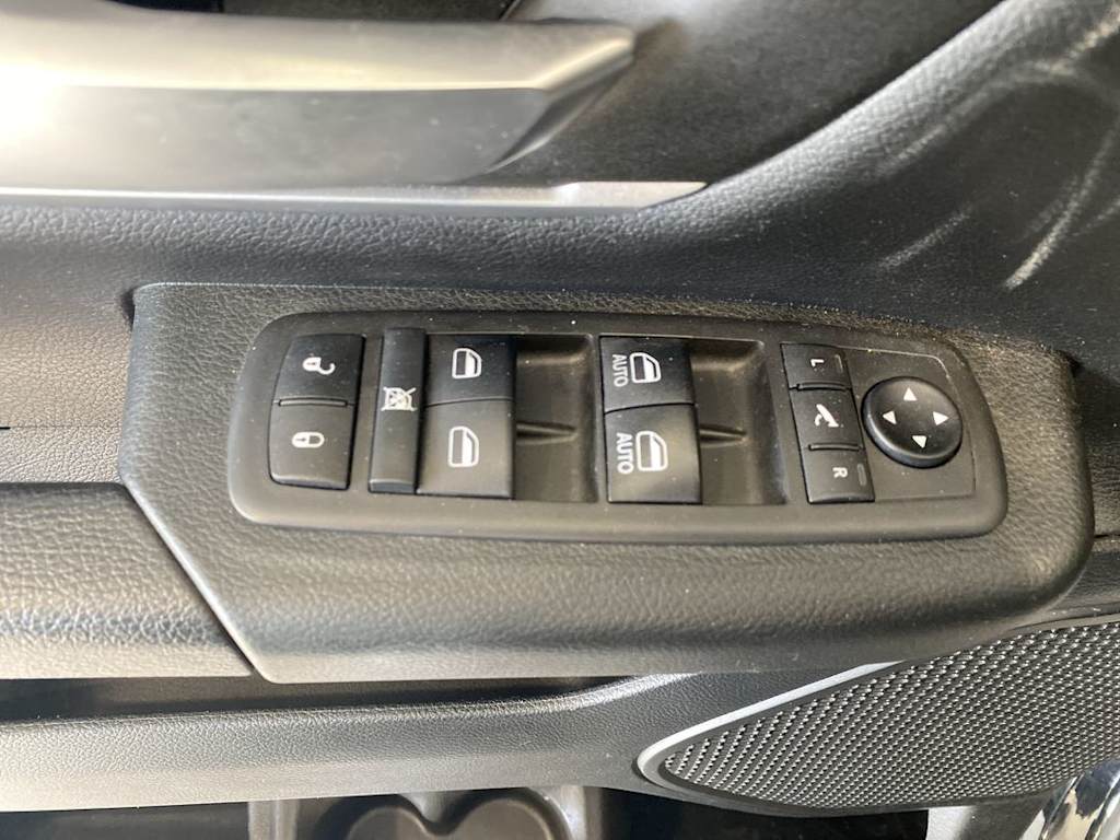 Thumbnail: 2021 RAM 1500 - 23
