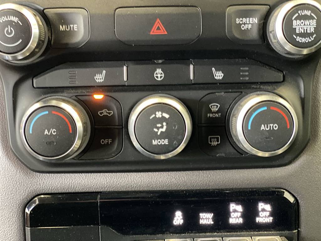 Thumbnail: 2019 RAM 1500 - 24