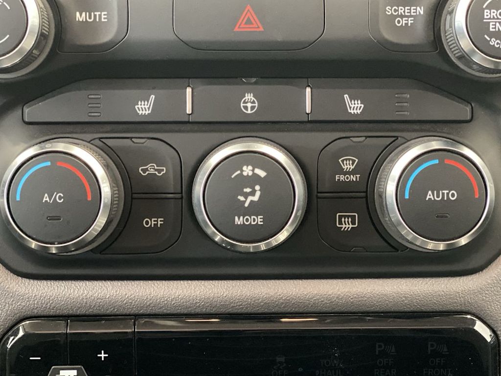 Thumbnail: 2020 RAM 1500 - 25