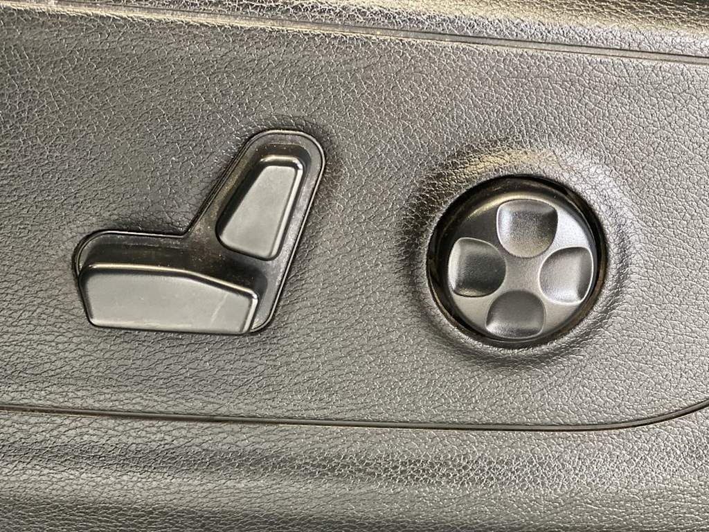 Thumbnail: 2020 RAM 1500 - 21