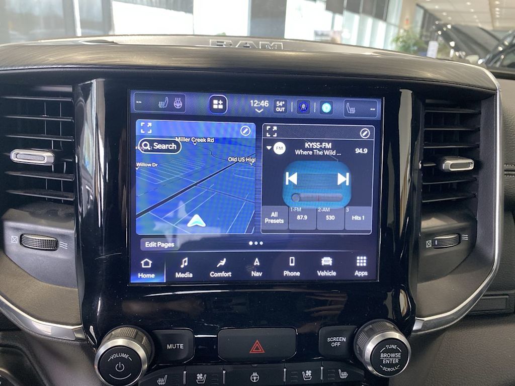 2024 RAM 1500 Laramie 13