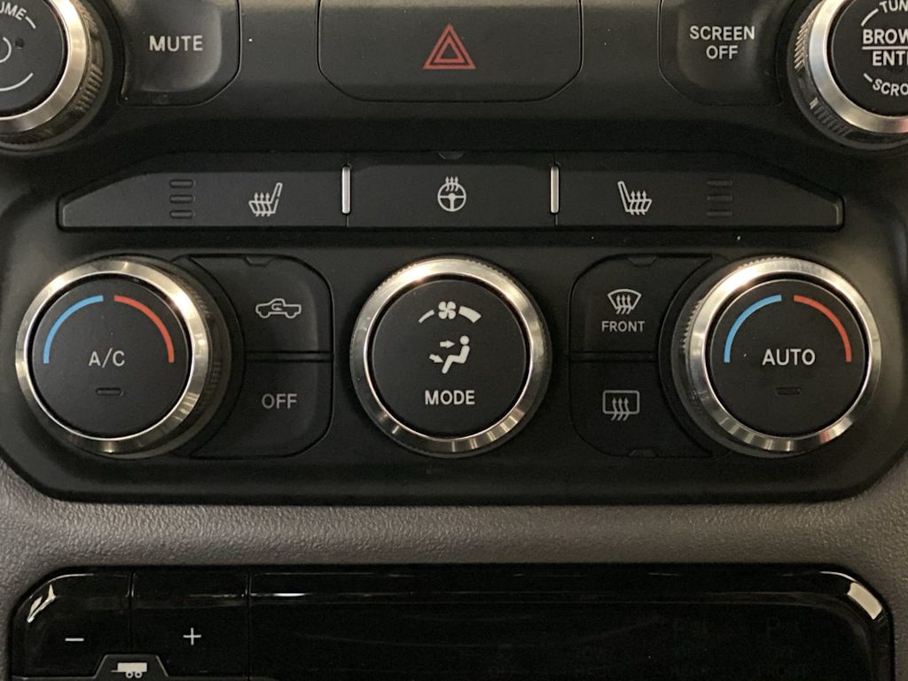 Thumbnail: 2019 RAM 1500 - 24