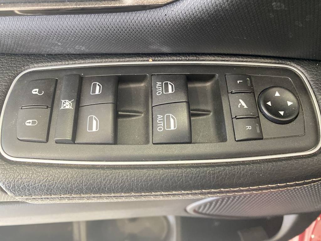 Thumbnail: 2020 RAM 1500 - 21