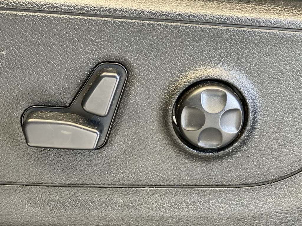 Thumbnail: 2020 RAM 1500 - 21