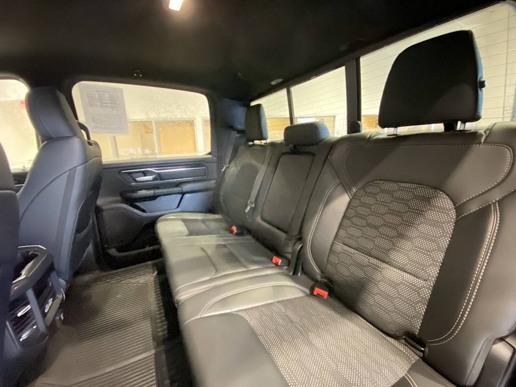 Thumbnail: 2020 RAM 1500 - 10