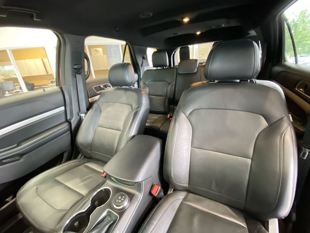 Thumbnail: 2017 Ford Explorer - 9