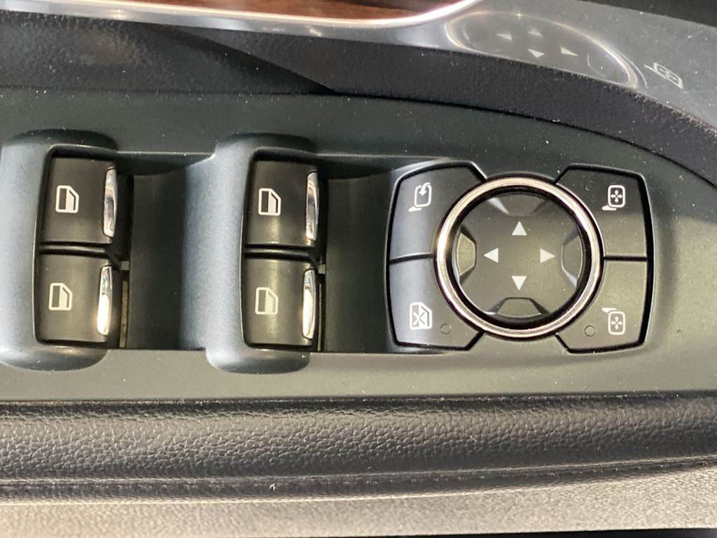 Thumbnail: 2019 Ford Explorer - 22