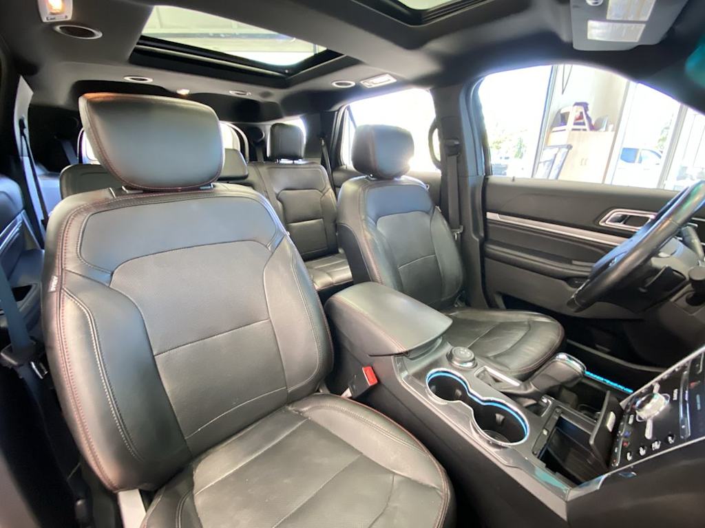 Thumbnail: 2016 Ford Explorer - 10