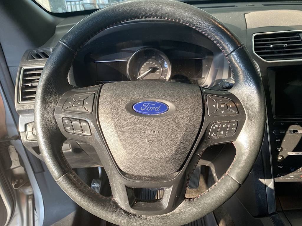 Thumbnail: 2017 Ford Explorer - 2