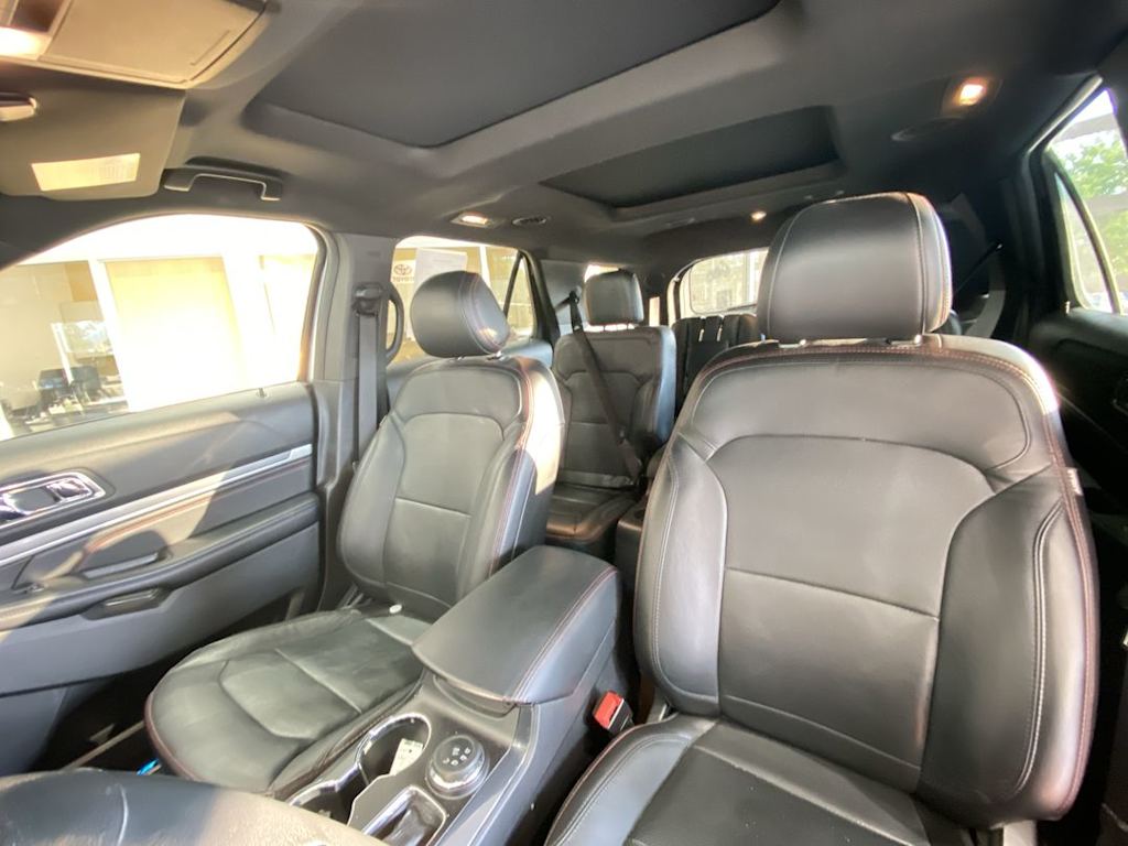 Thumbnail: 2017 Ford Explorer - 9