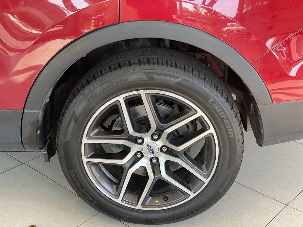 Thumbnail: 2016 Ford Explorer - 8