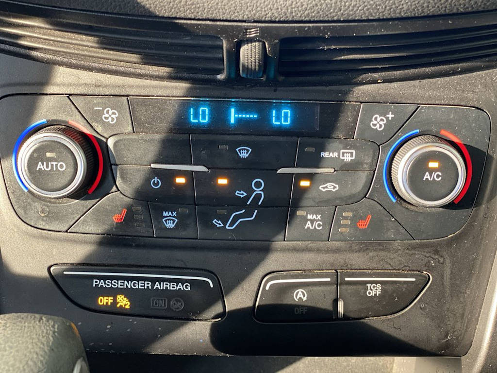 Thumbnail: 2019 Ford Escape - 26