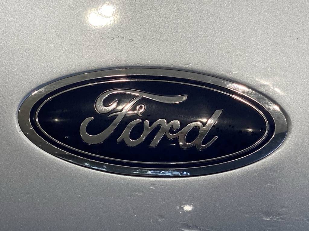 Thumbnail: 2022 Ford Escape - 8