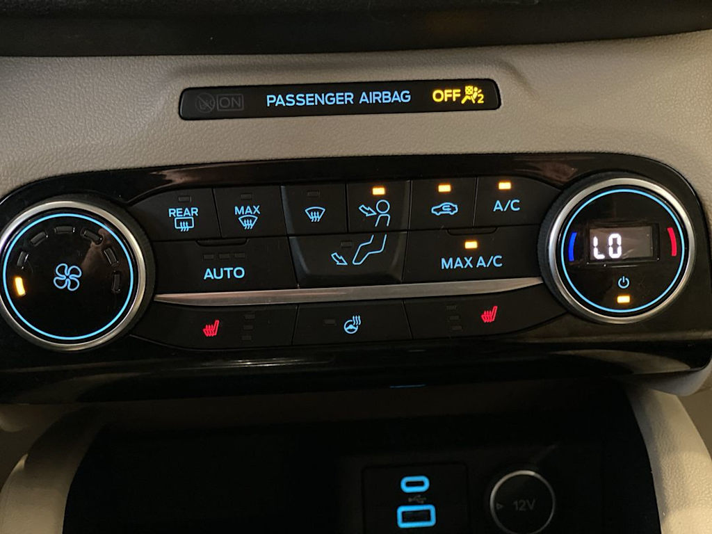 Thumbnail: 2021 Ford Escape - 25