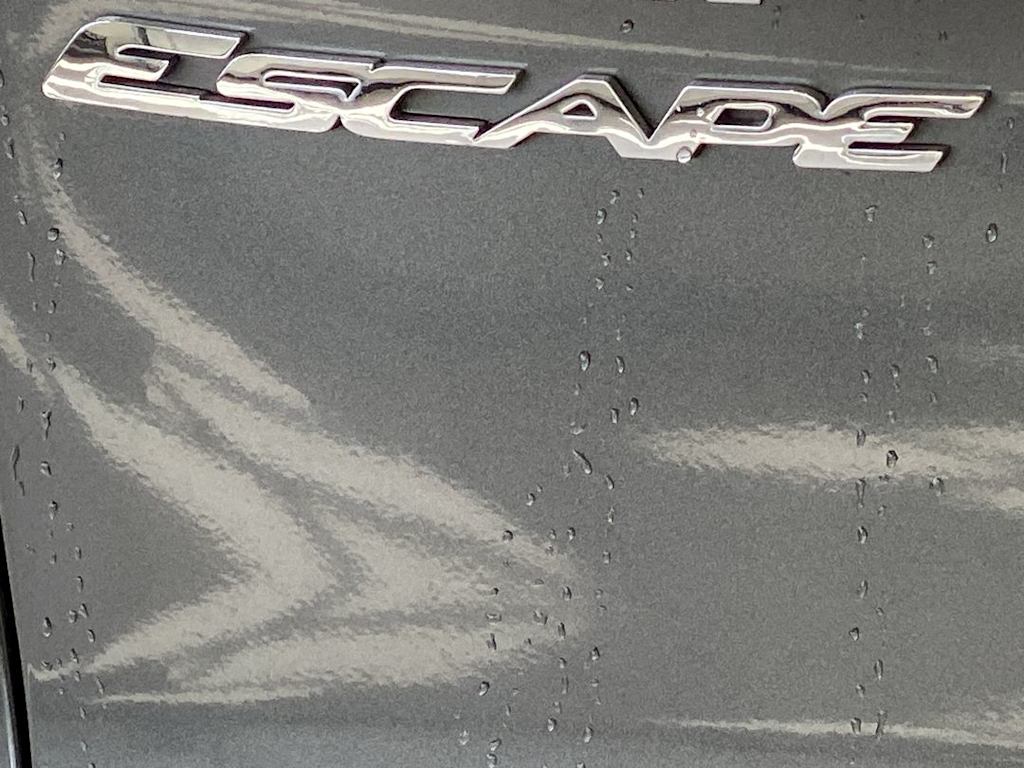 Thumbnail: 2016 Ford Escape - 20