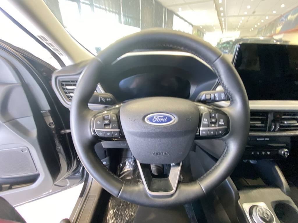 Thumbnail: 2025 Ford Escape - 2
