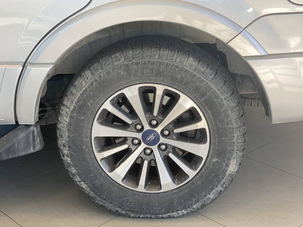 Thumbnail: 2017 Ford Expedition - 8