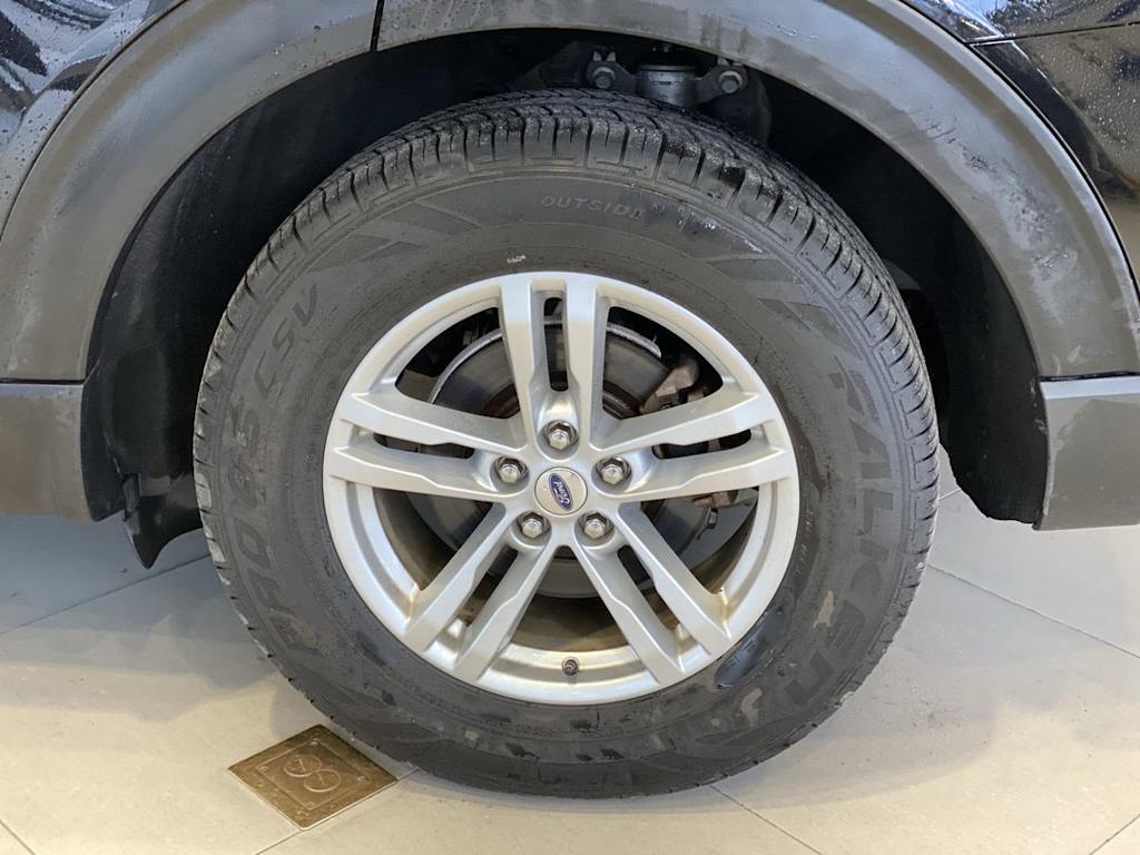 Thumbnail: 2020 Ford Explorer - 8