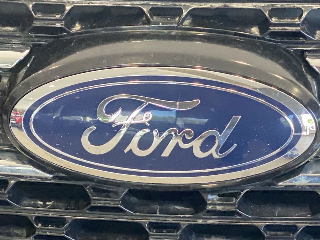 Thumbnail: 2021 Ford Explorer - 5