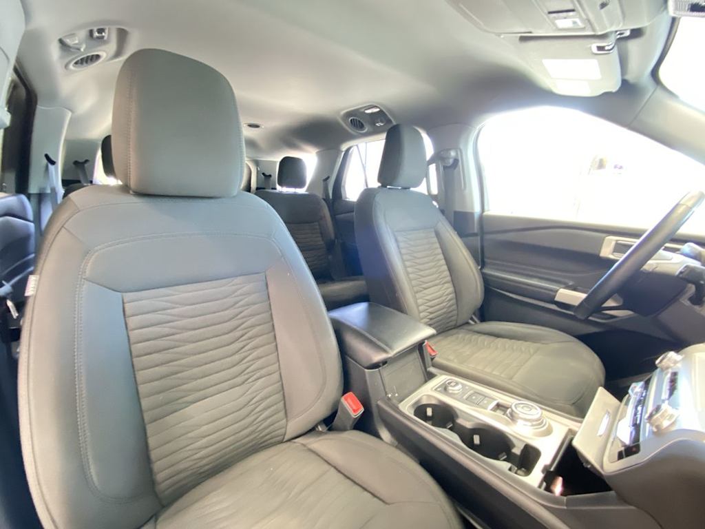 Thumbnail: 2021 Ford Explorer - 9
