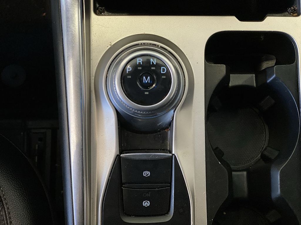 Thumbnail: 2020 Ford Explorer - 14