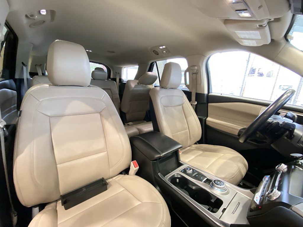 Thumbnail: 2020 Ford Explorer - 12